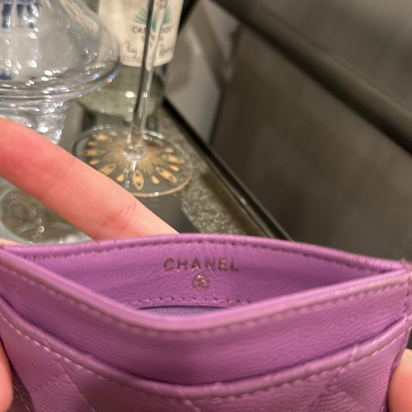 Chanel Caviar Card Holder - Picture 6 of 8